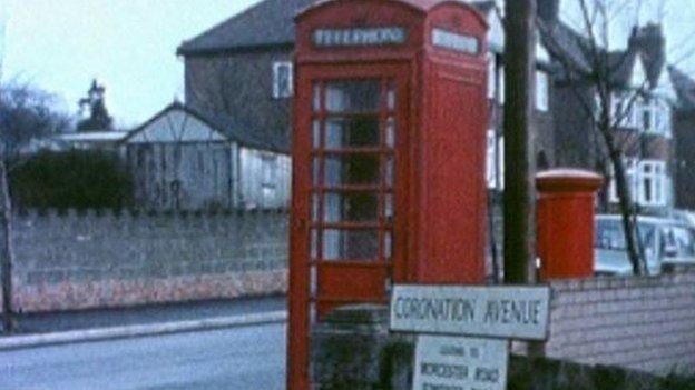 The kidnapper told the family to leave the money in a telephone box