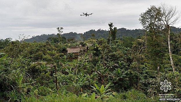 Matternet's quadcopter in medical field trials in Papua New Guinea