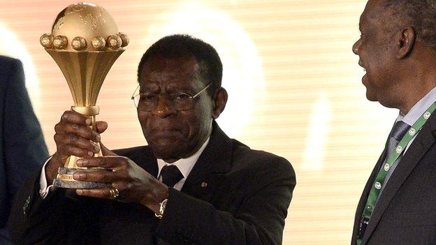 Equatorial Guinea President Teodoro Obiang Nguema (left)