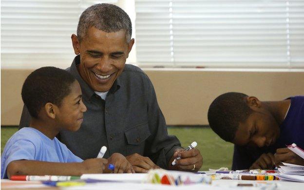 Obama with school children