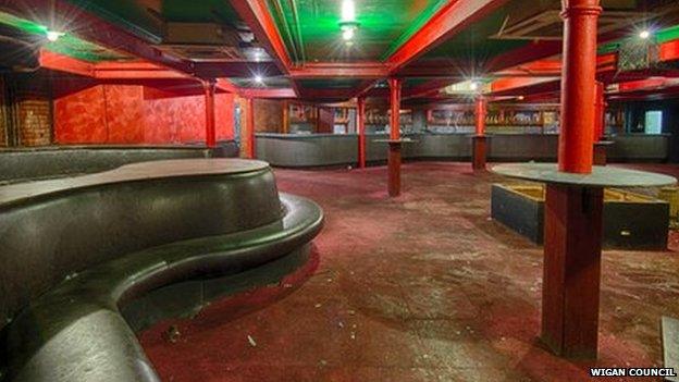 Wigan Pier night club