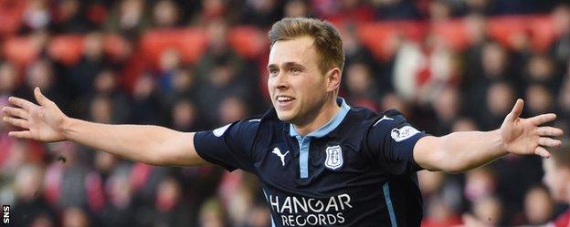 Greg Stewart celebrates after putting Dundee 2-1 ahead