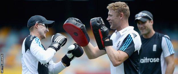 Andrew Flintoff (left) and Joe Root (right)