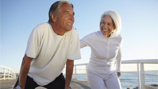 couple exercising