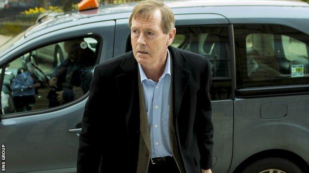 Dave King wants to sit on the board at Ibrox again