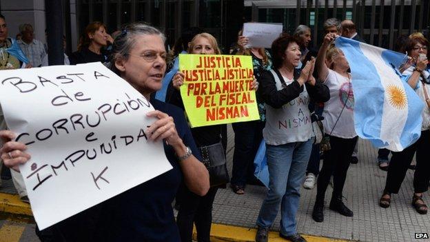 Protest outside Congress in Buenos Aires. 19 Jan 2015