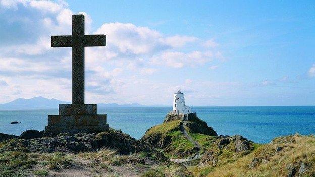 Ynys Llanddwyn