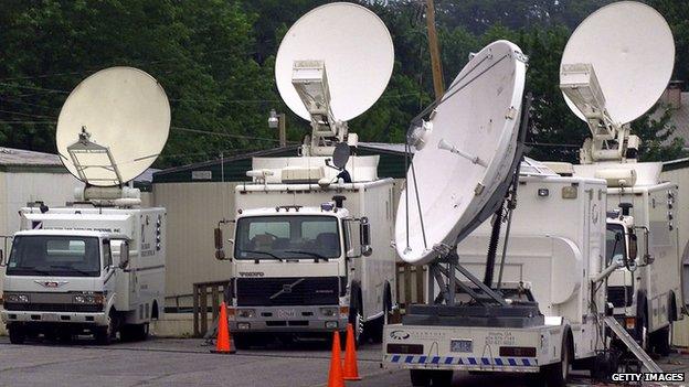 Satellite trucks