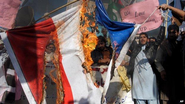 Anti-Charlie Hebdo protesters in Pakistan