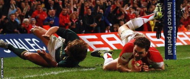 George North scores against South Africa in 2010