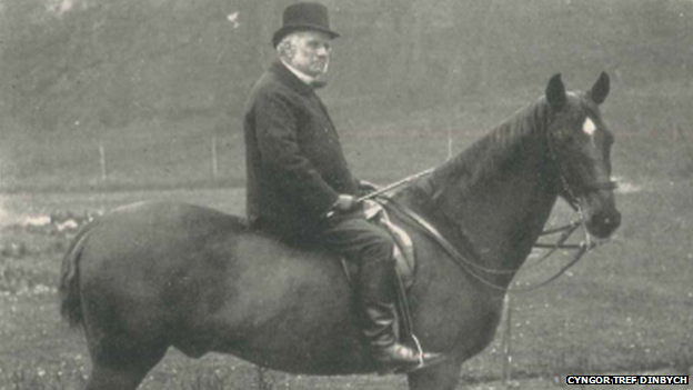 Mae technoleg y byd cyheoddi wedi carlamu ers dyddiau Thomas Gee
