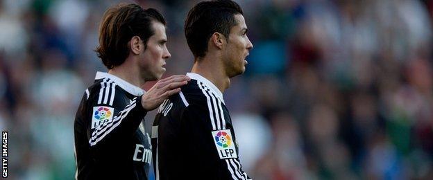 Gareth Bale consoles Cristiano Ronaldo