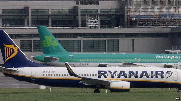 Ryanair and Aer Lingus plane