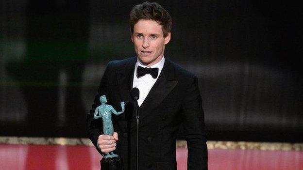 Eddie Redmayne dedicated his award to people living with ALS, including Stephen Hawking