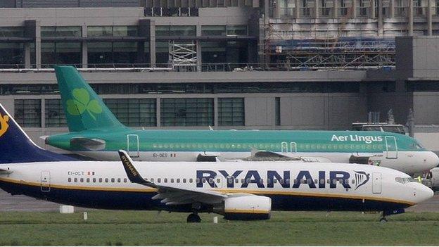 Aer Lingus and Ryanair aircraft