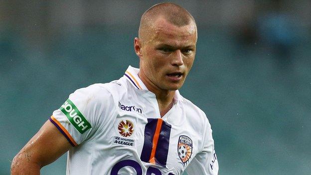 Darvydas Sernas in action for Perth Glory