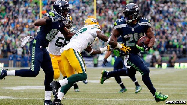 Marshawn Lynch running