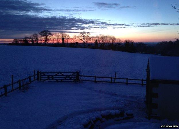 Snow in Cutthorpe, Chesterfield, Derbyshire