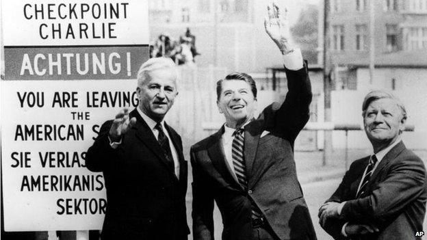 Richard von Weizsaecker (left) with Ronald Reagan and Chancellor Helmut Schmidt in West Berlin, 1982