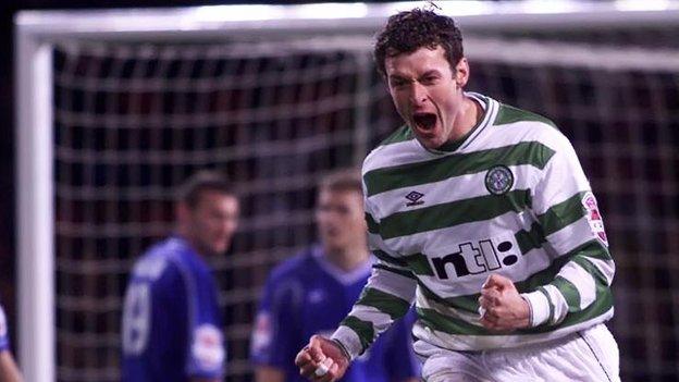 Chris Sutton celebrates scoring against Rangers