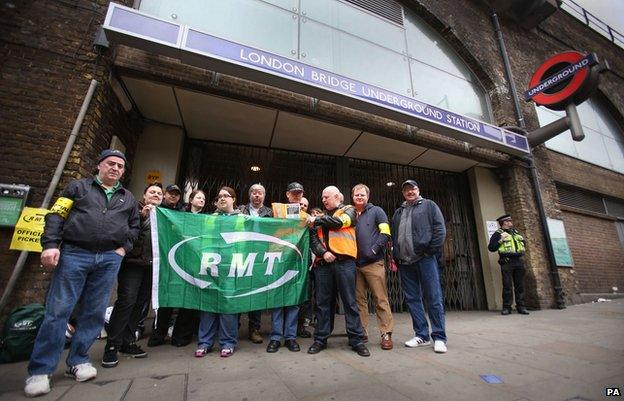 Members of the RMT on a picket line