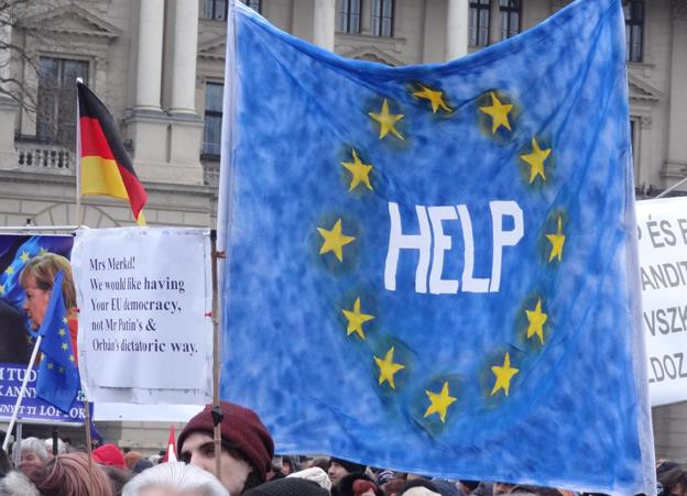 Anti-Orban protest in Budapest, 1 Feb 15