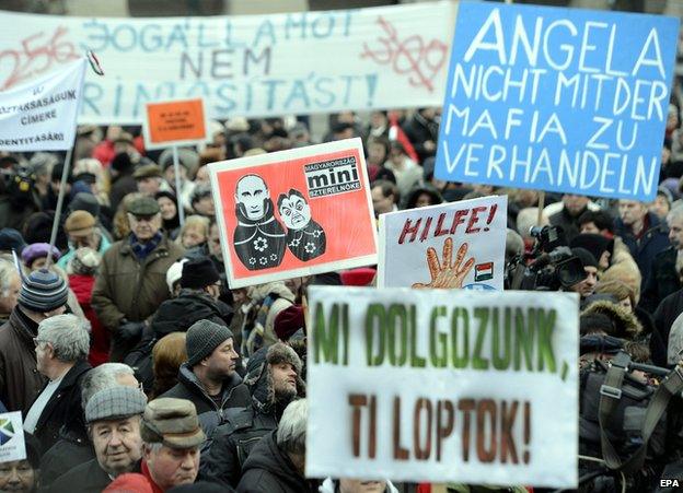 Anti-Orban protest in Budapest, 1 Feb 15