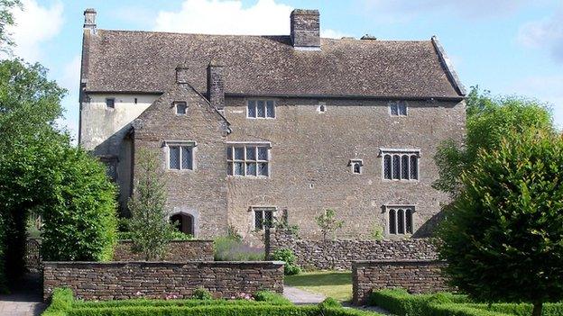 Plasty Llancaiach Fawr