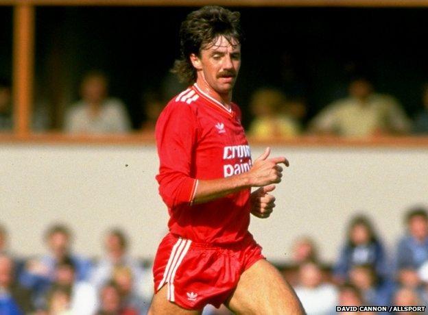 Mark Lawrenson of Liverpool (pic: David Cannon /Allsport) at Newcastle in August 1985