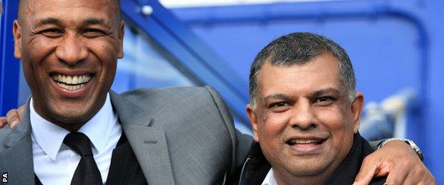 Les Ferdinand (left) and Tony Fernandes