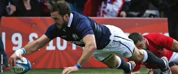 Alex Dunbar scores for Scotland against Tonga