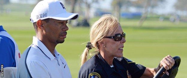 Tiger Woods withdraws from Torrey Pines opening round through injury