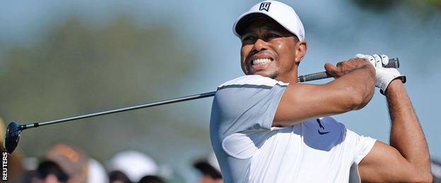 Tiger Woods withdraws from Torrey Pines opening round through injury