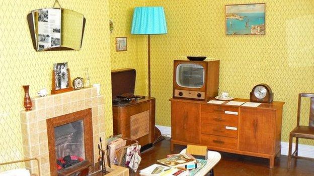 1950s room