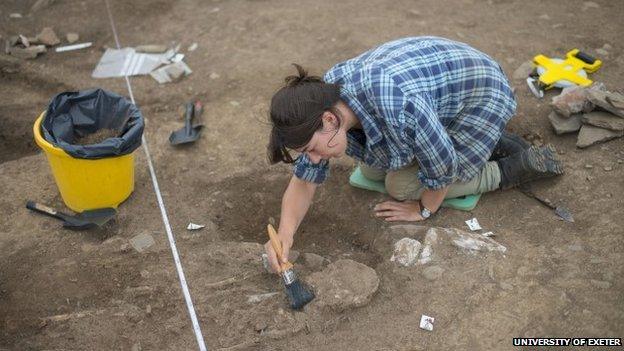 Archaeologist at the Ipplepen site