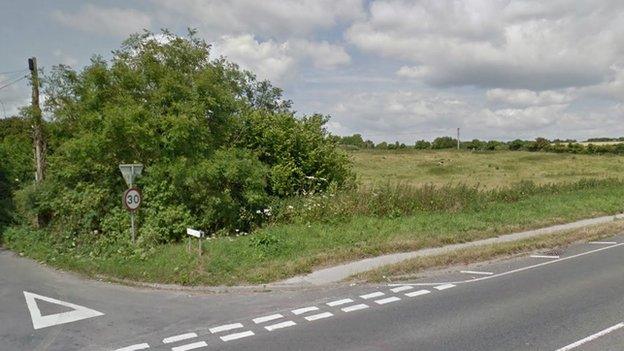 Field on corner of Park Lane and the A4 in Cherhill
