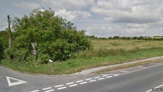 Field on corner of Park Lane and the A4 in Cherhill