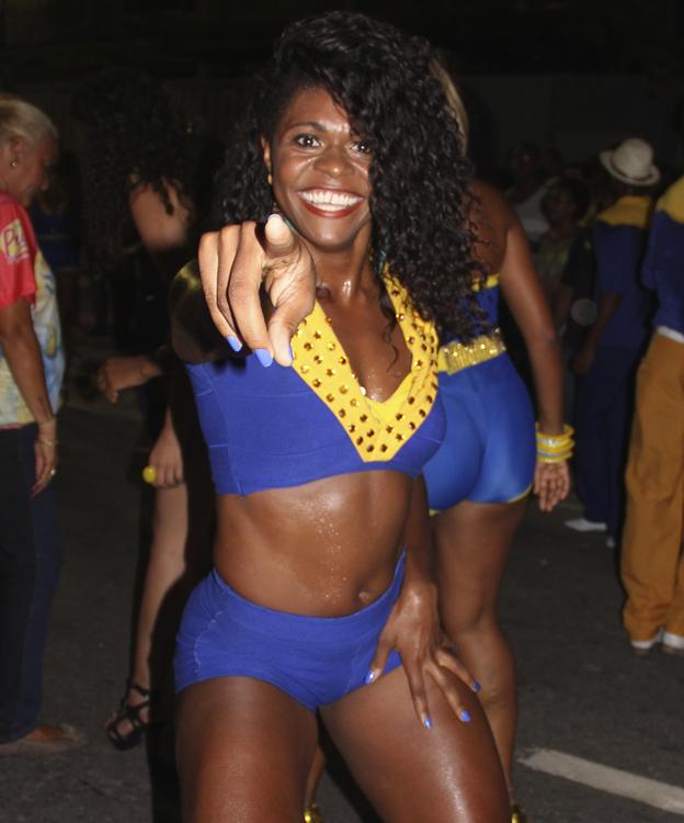 Samba dancer