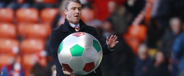 Blackpool boss Lee Clark