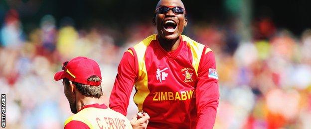 Zimbabwe's Craig Ervine and Tafadzwa Kamungozi