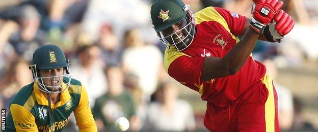 Zimbabwe's Hamilton Masakadza