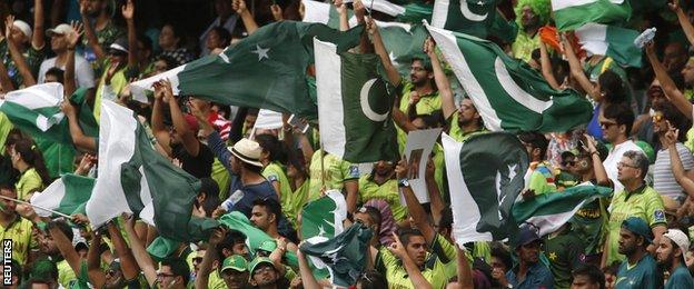 Pakistan fans