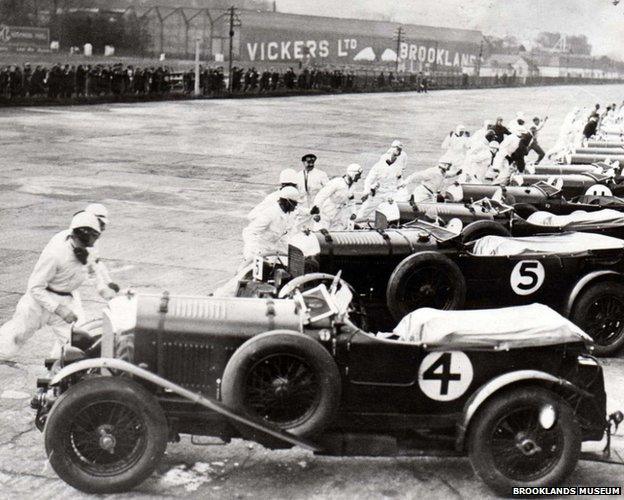 A Le Mans style start of the Double Twelve on 9 May 1930
