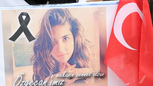 Picture of 20-year-old student Ozgecan Aslan