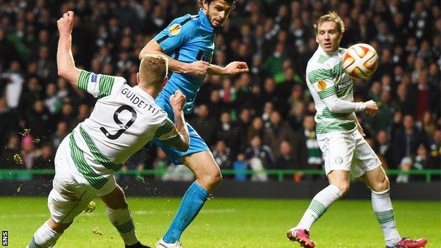 Celtic's John Guidetti hammers in the equaliser