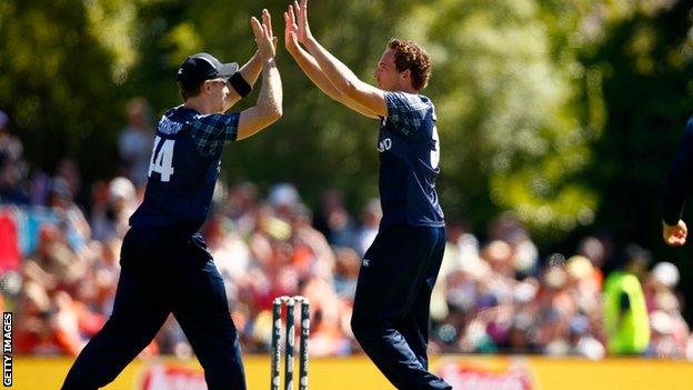 Scotland took seven New Zealand wickets in their opening Pool A match