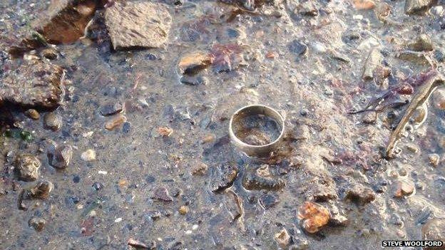 Lost wedding ring