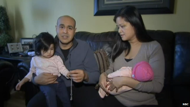 Freddy and Emelie Ortiz with the necklace