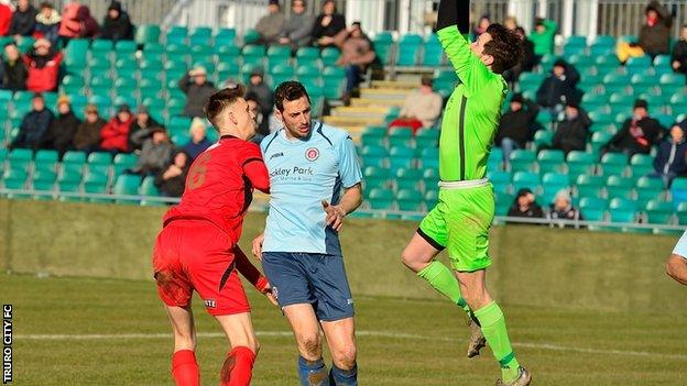 Truro City v Poole Town