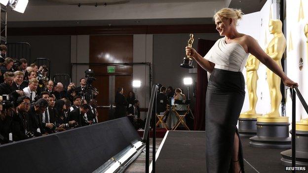 Patricia Arquette with her Oscar